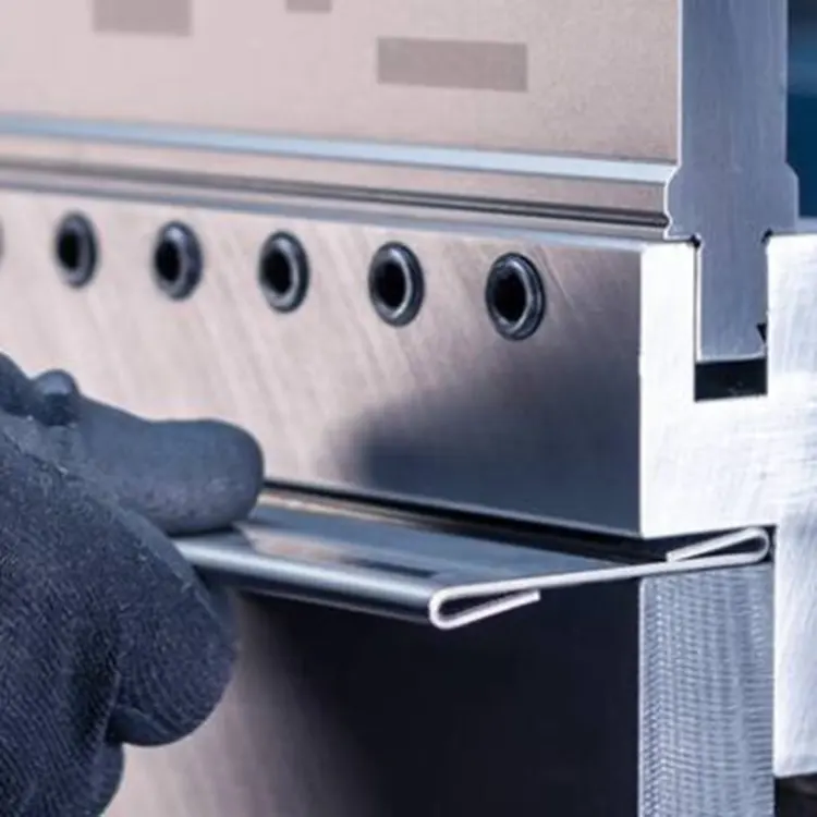 ¿Por qué es importante la fabricación de chapa metálica en la fabricación moderna?